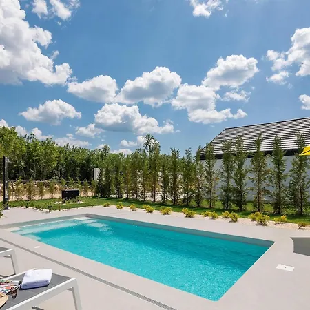 Lu بيت للعطل شيبينيك